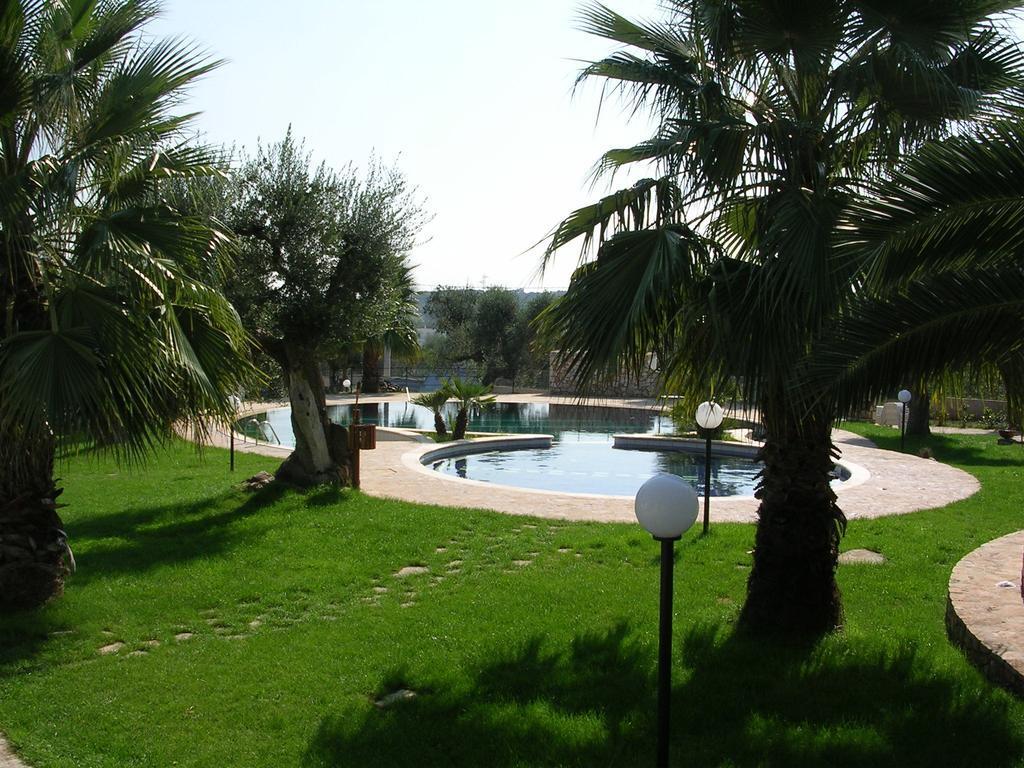 Citta Bianca Country Resort Ostuni Exteriör bild
