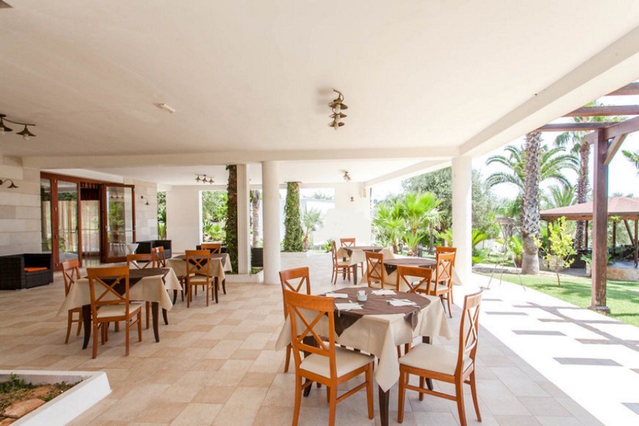 Citta Bianca Country Resort Ostuni Exteriör bild